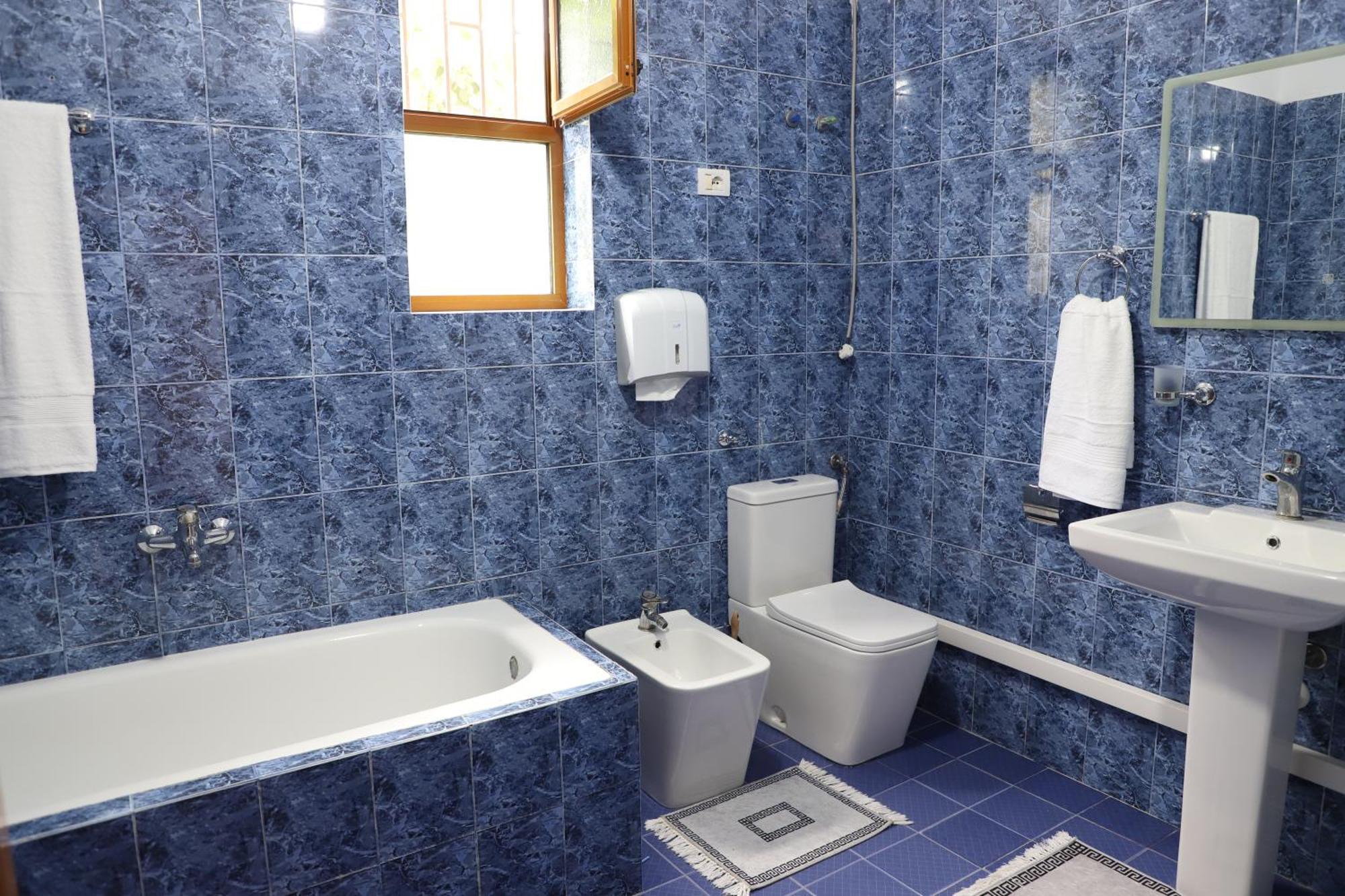 Apartment Xheison Berat Eksteriør bilde